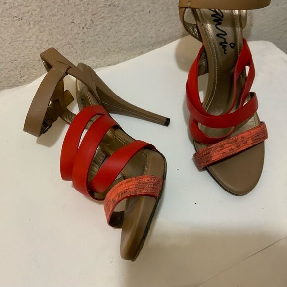 Lanvin/ Heels/ Sandals/ leather size 9 - Picture 13 of 15
